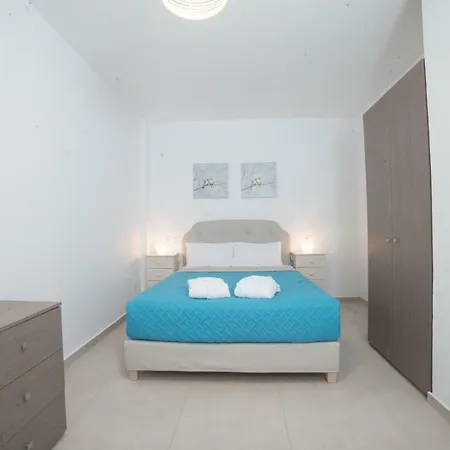 Bella Mare Luxury Apartments Kalamaki  Exterior photo